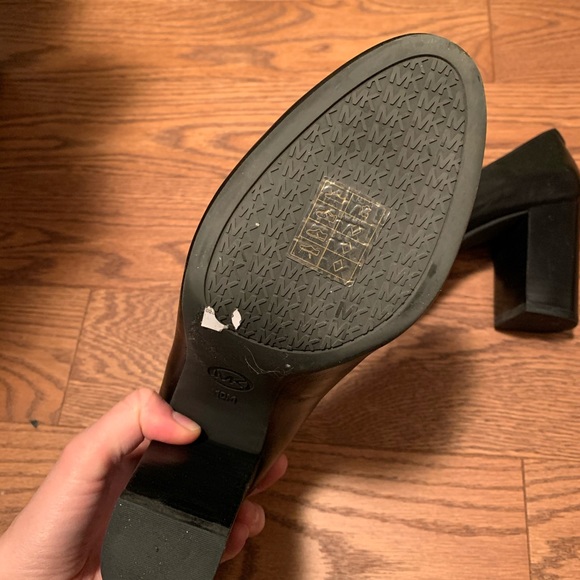 Michael Kors Black Chunky Heel - Picture 3 of 5